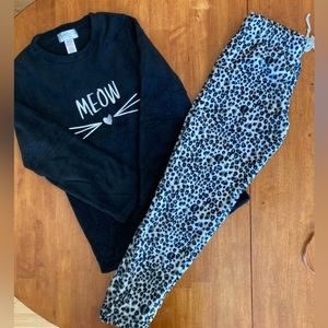 Ladies Black 2 piece Pajama set NWT